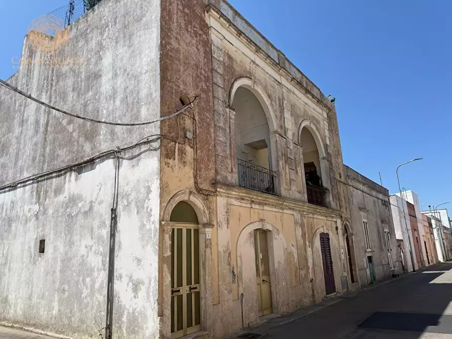 Immagine 55 di Palazzo in vendita  a Andrano