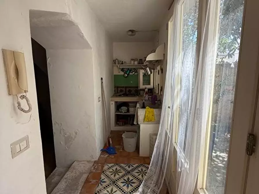 Immagine 41 di Palazzo in vendita  a Andrano