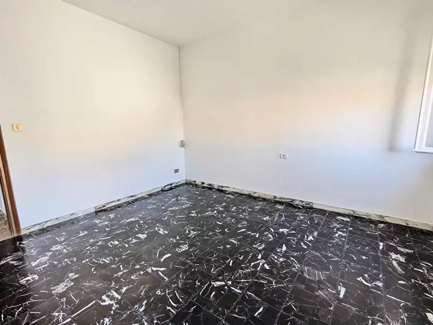 Immagine 2 di Appartamento in vendita  a Pisa