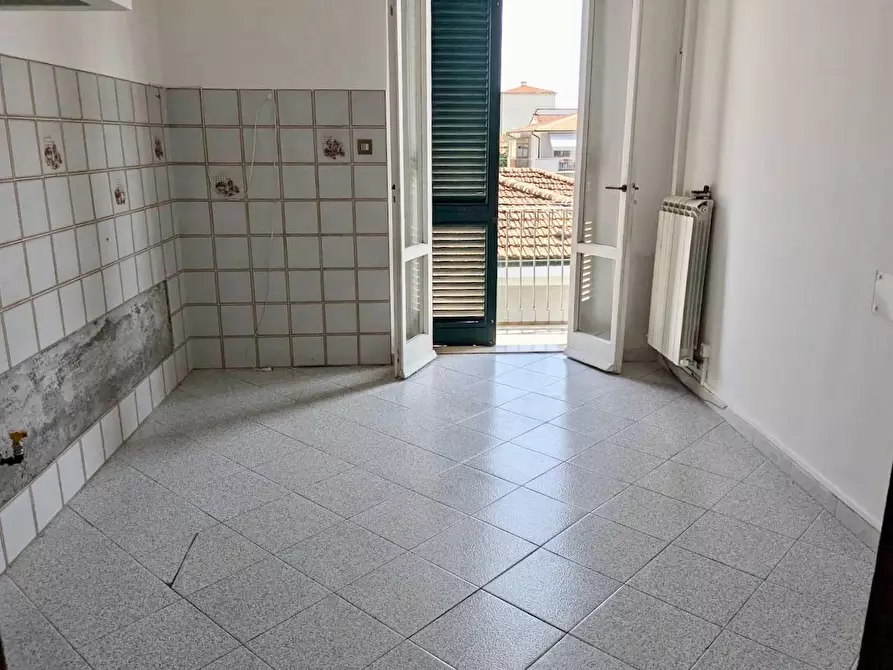 Immagine 10 di Appartamento in vendita  a Pisa
