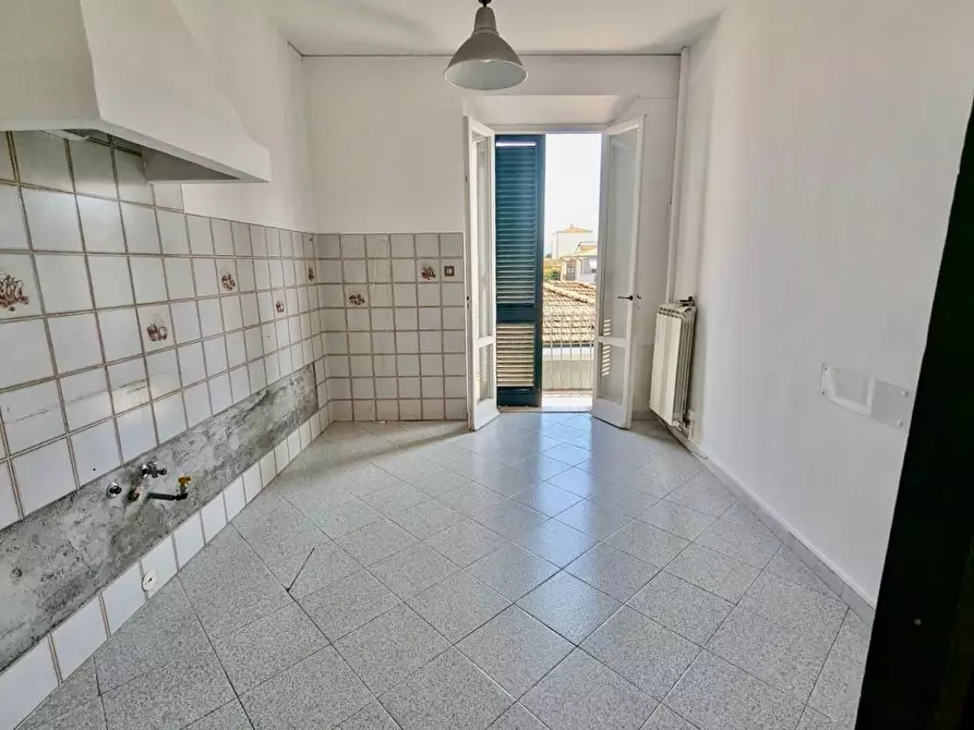 Immagine 5 di Appartamento in vendita  a Pisa