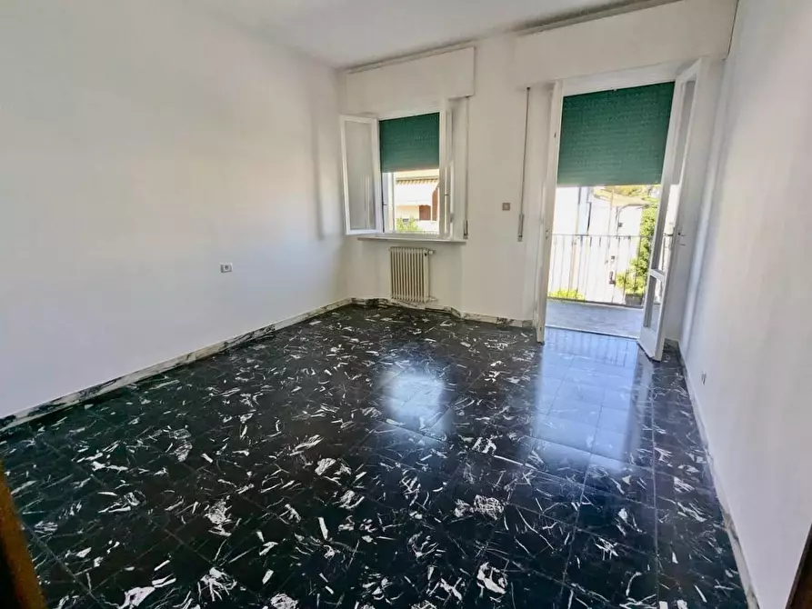 Immagine 12 di Appartamento in vendita  a Pisa