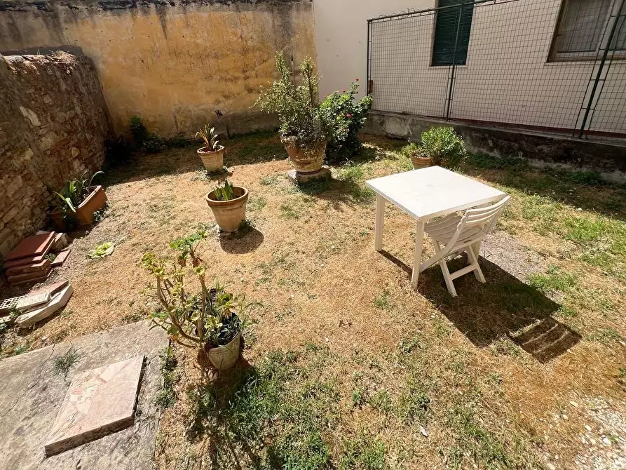 Immagine 2 di Appartamento in vendita  a Pisa