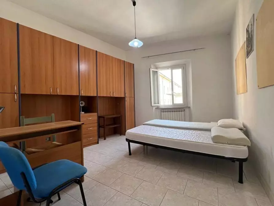 Immagine 12 di Appartamento in vendita  a Pisa