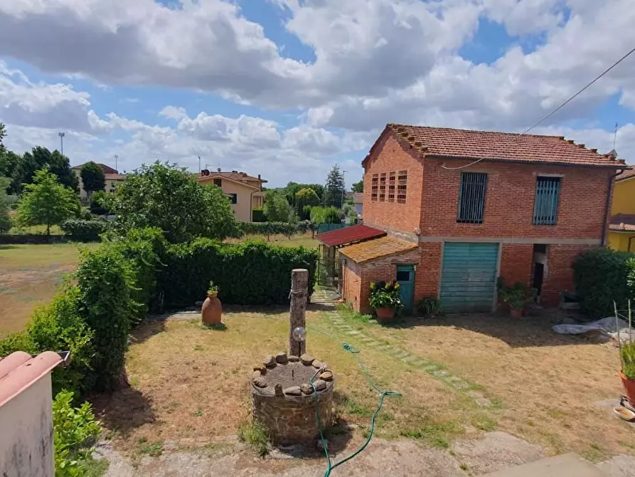 Immagine 10 di Casa indipendente in vendita  a Porcari