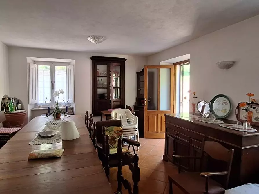 Immagine 10 di Casa colonica in vendita  a Pescaglia