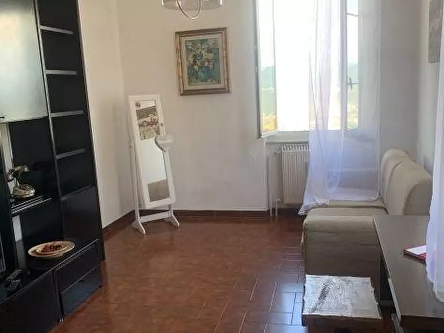 Immagine 1 di Appartamento in affitto  a Vezzano Ligure