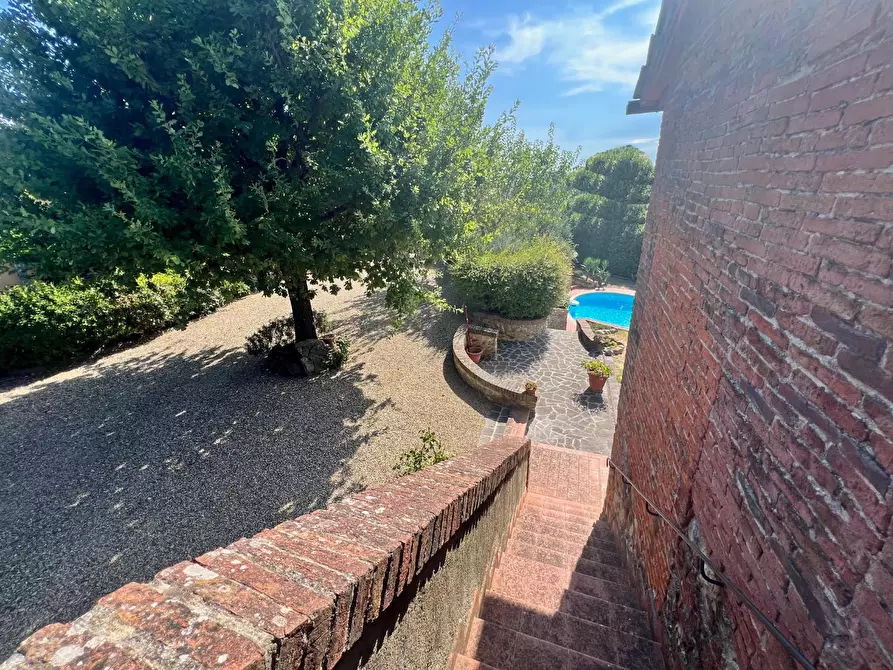 Immagine 16 di Villa in vendita  a Lastra A Signa