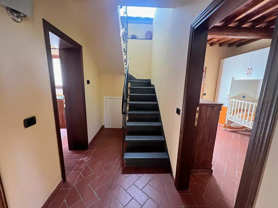 Immagine 15 di Villa in vendita  a Lastra A Signa