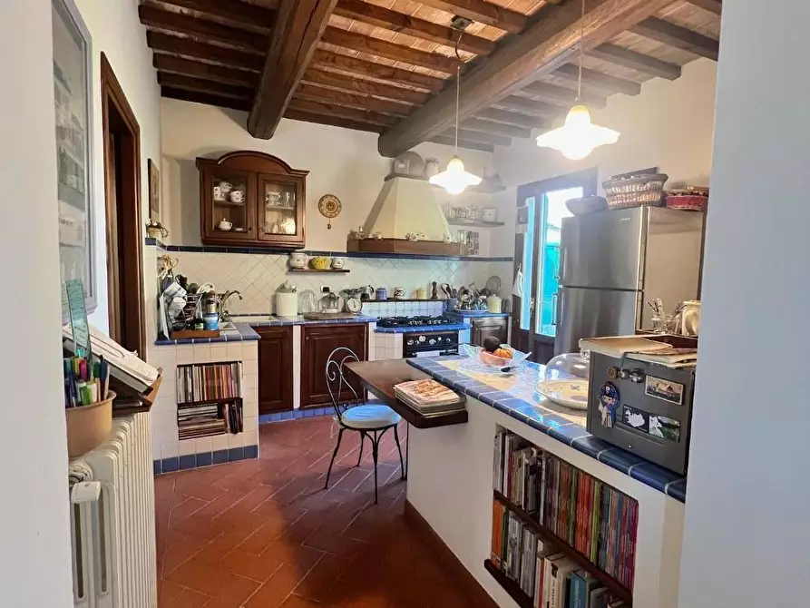 Immagine 25 di Villa in vendita  a Lastra A Signa
