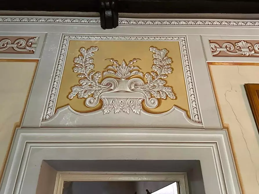 Immagine 29 di Appartamento in vendita  a Lucca