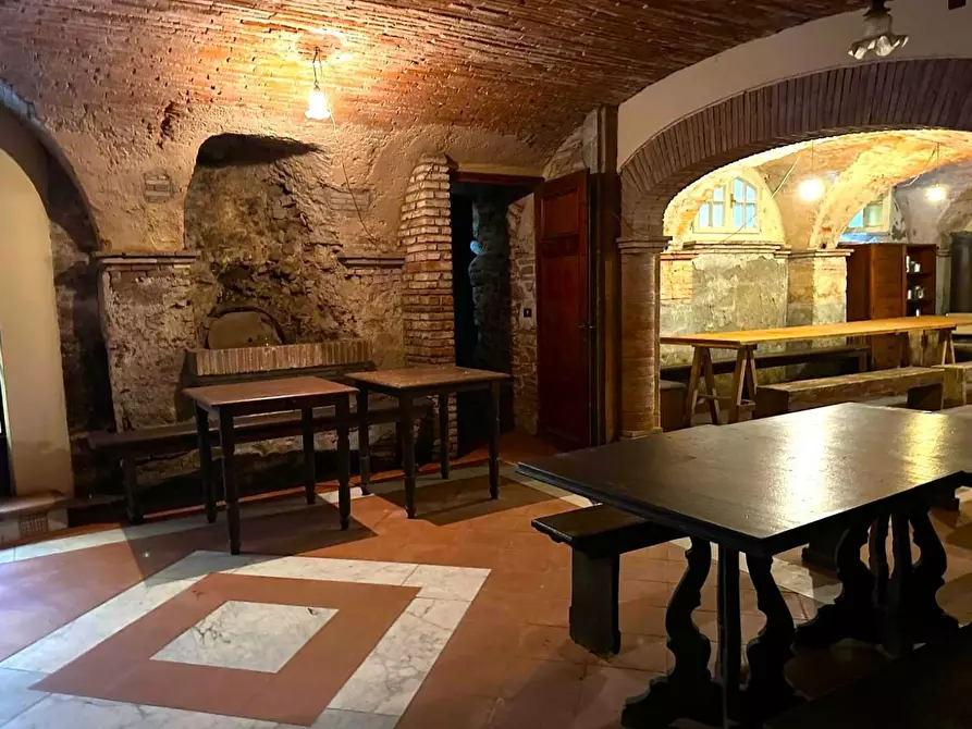 Immagine 44 di Appartamento in vendita  a Lucca