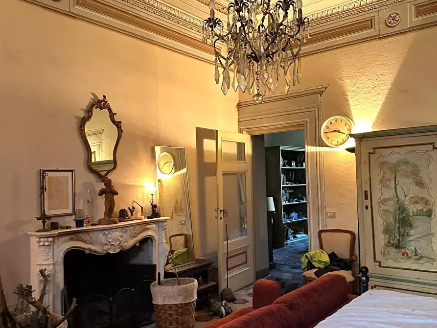 Immagine 25 di Appartamento in vendita  a Lucca