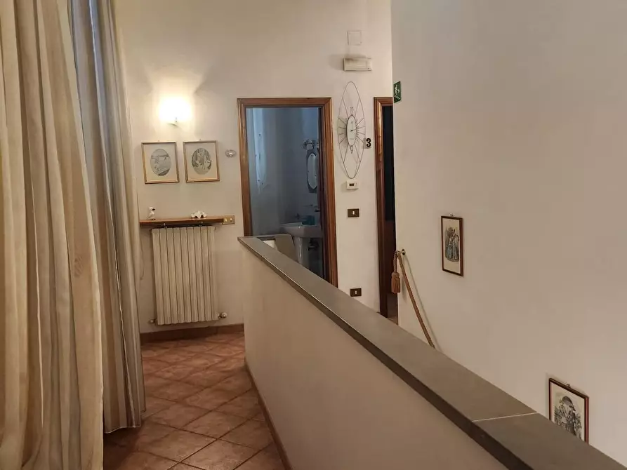 Immagine 35 di Villa in vendita  a Lucca