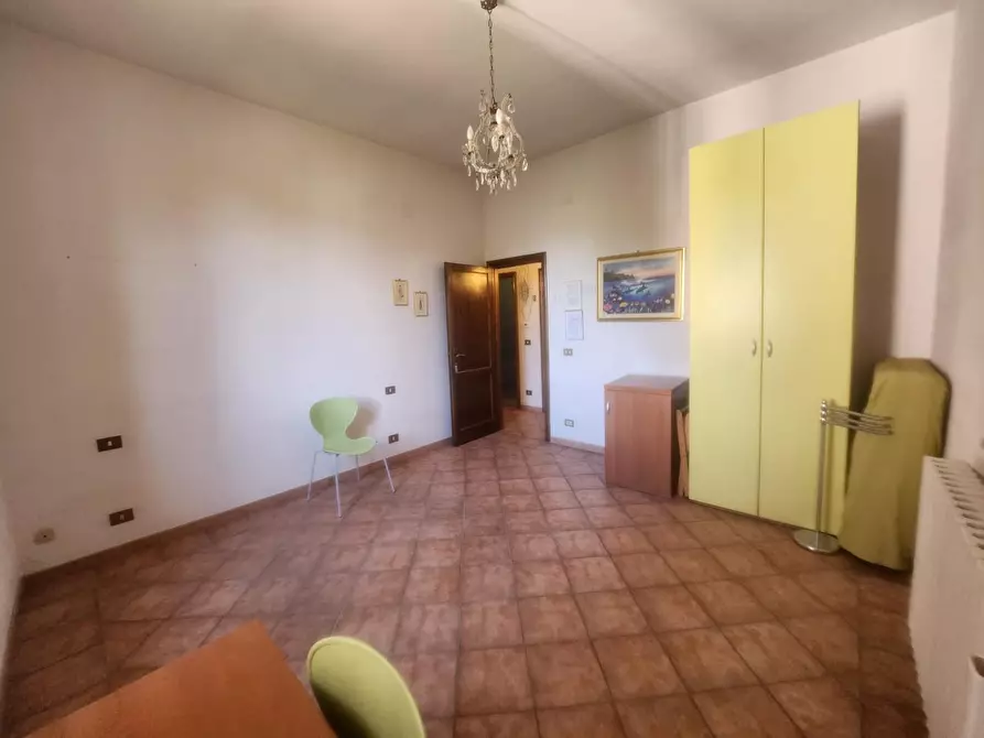 Immagine 37 di Villa in vendita  a Lucca