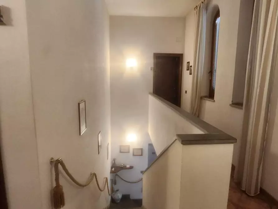 Immagine 36 di Villa in vendita  a Lucca