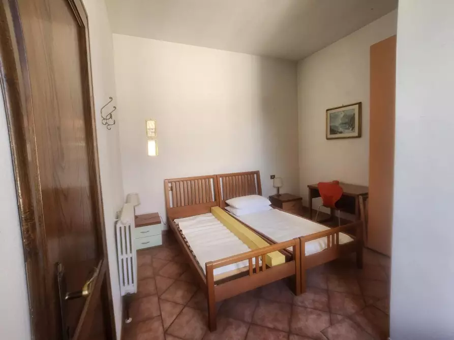 Immagine 10 di Villa in vendita  a Lucca