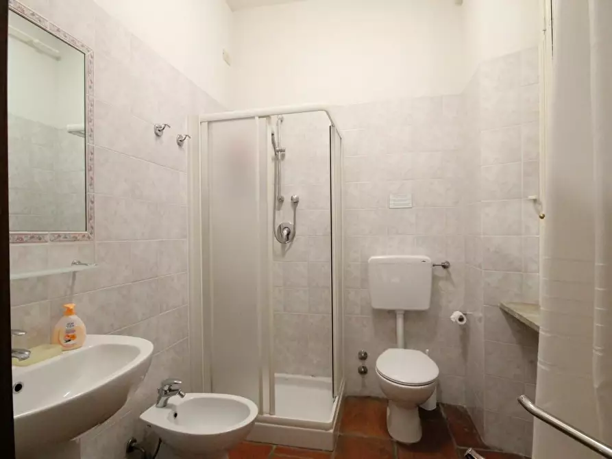 Immagine 12 di Villa in vendita  a Lucca