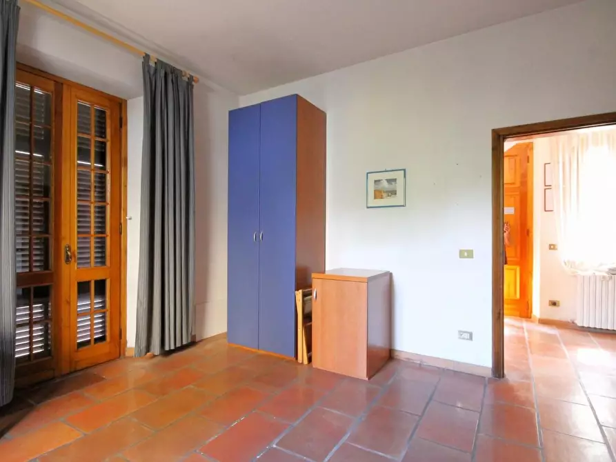 Immagine 14 di Villa in vendita  a Lucca