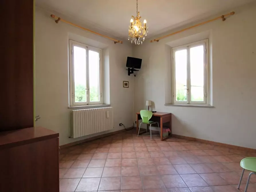 Immagine 21 di Villa in vendita  a Lucca