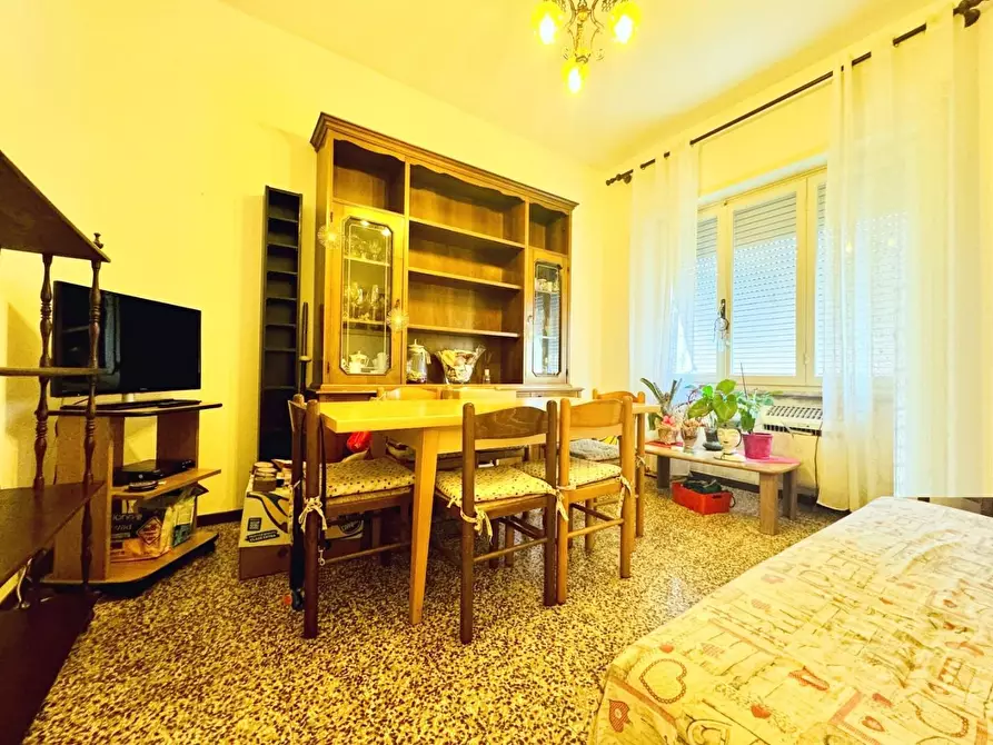 Immagine 6 di Appartamento in vendita  a Massa