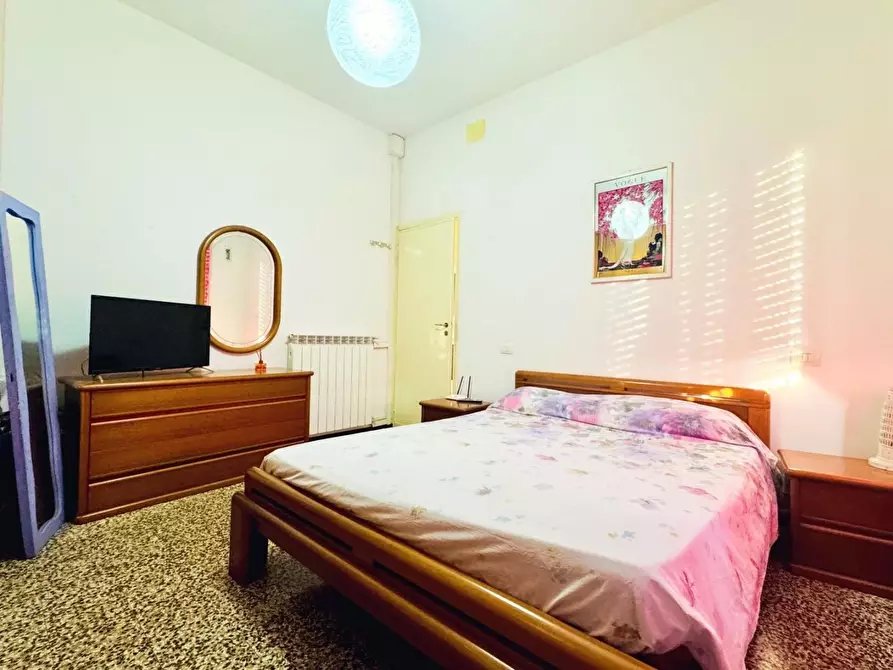 Immagine 19 di Appartamento in vendita  a Massa