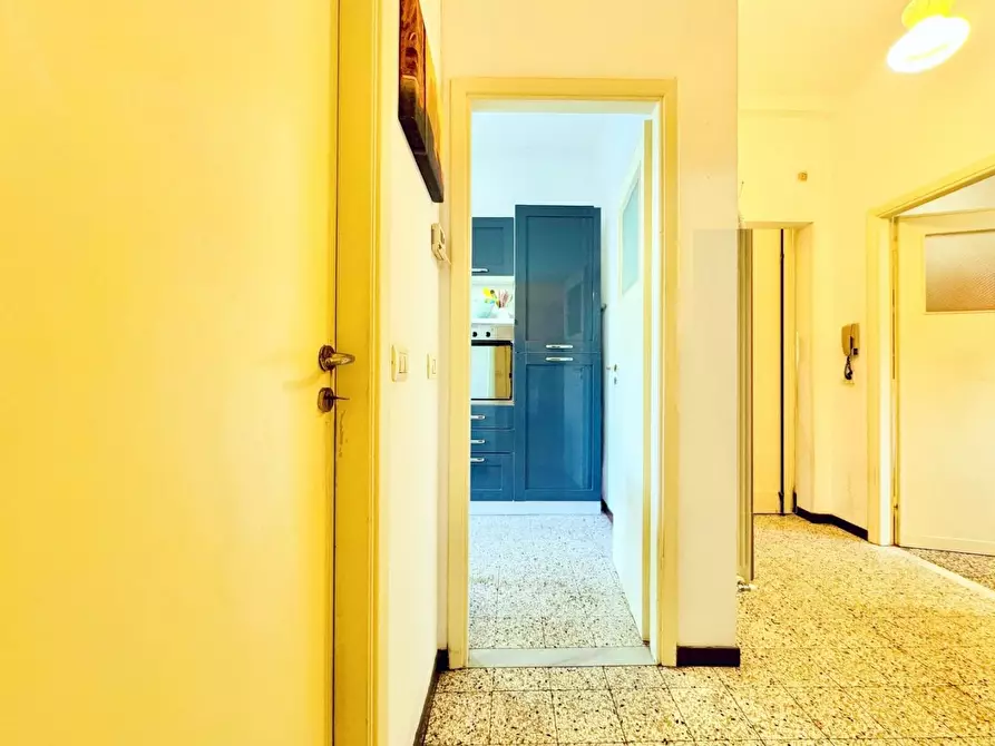 Immagine 10 di Appartamento in vendita  a Massa