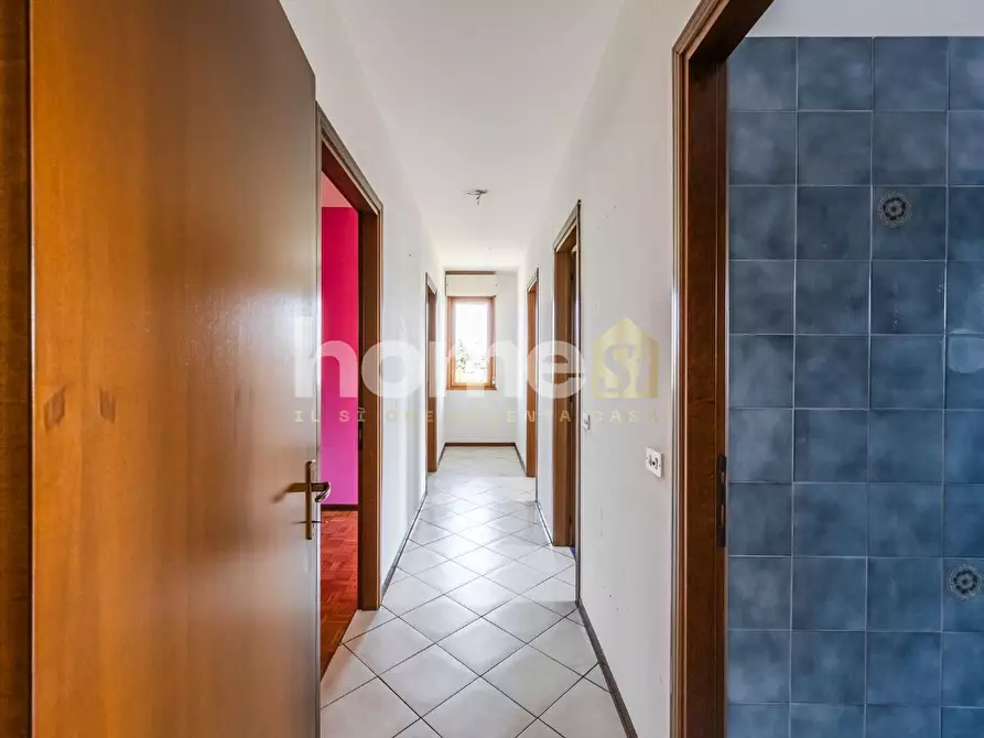 Immagine 13 di Appartamento in vendita  a Montecchio Emilia