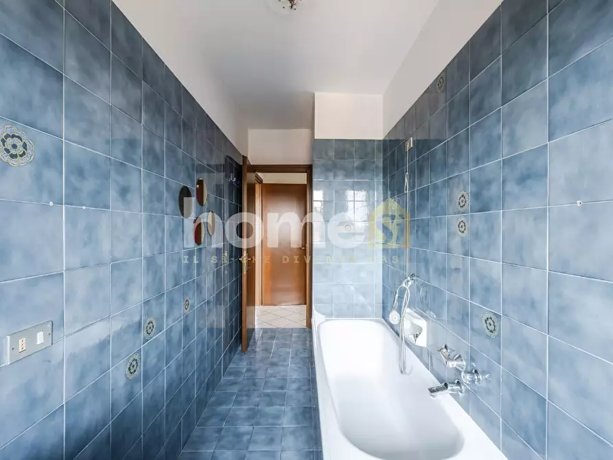 Immagine 16 di Appartamento in vendita  a Montecchio Emilia