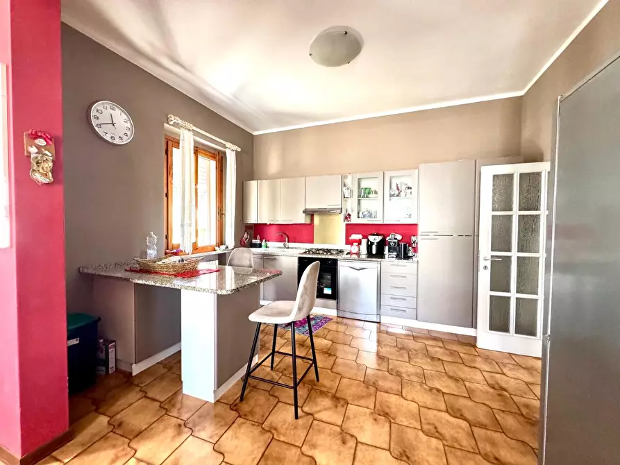 Immagine 2 di Appartamento in vendita  a Empoli