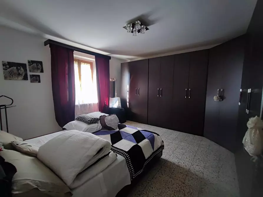 Immagine 24 di Casa colonica in vendita  a Volterra