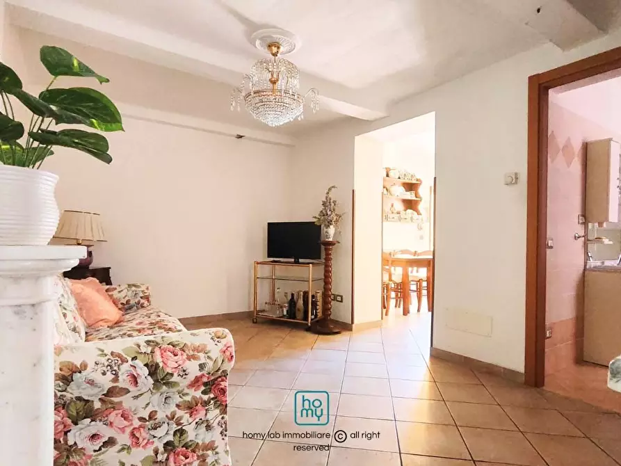 Immagine 9 di Appartamento in vendita  a Carrara