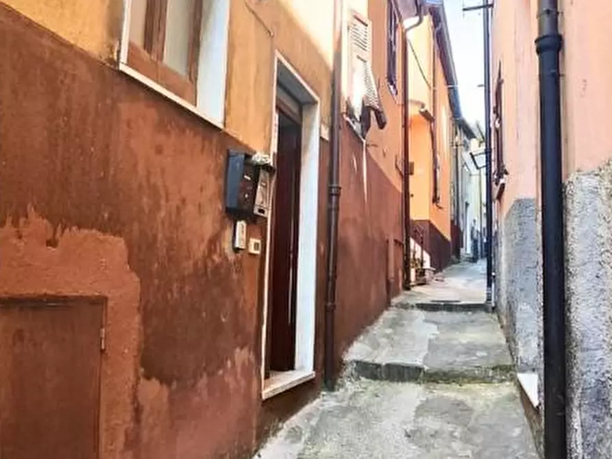 Immagine 12 di Appartamento in vendita  a Carrara