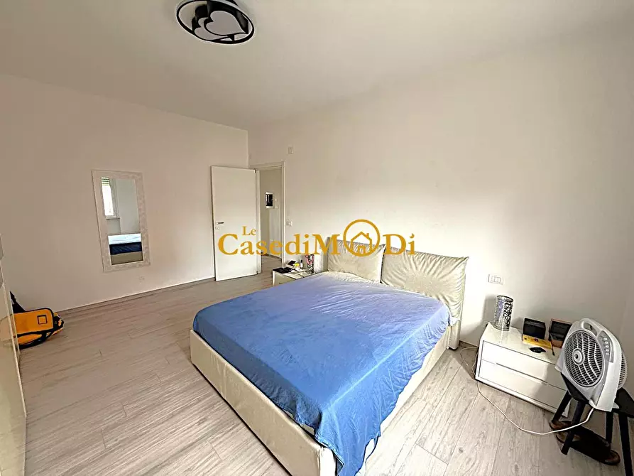 Immagine 31 di Appartamento in vendita  a Livorno