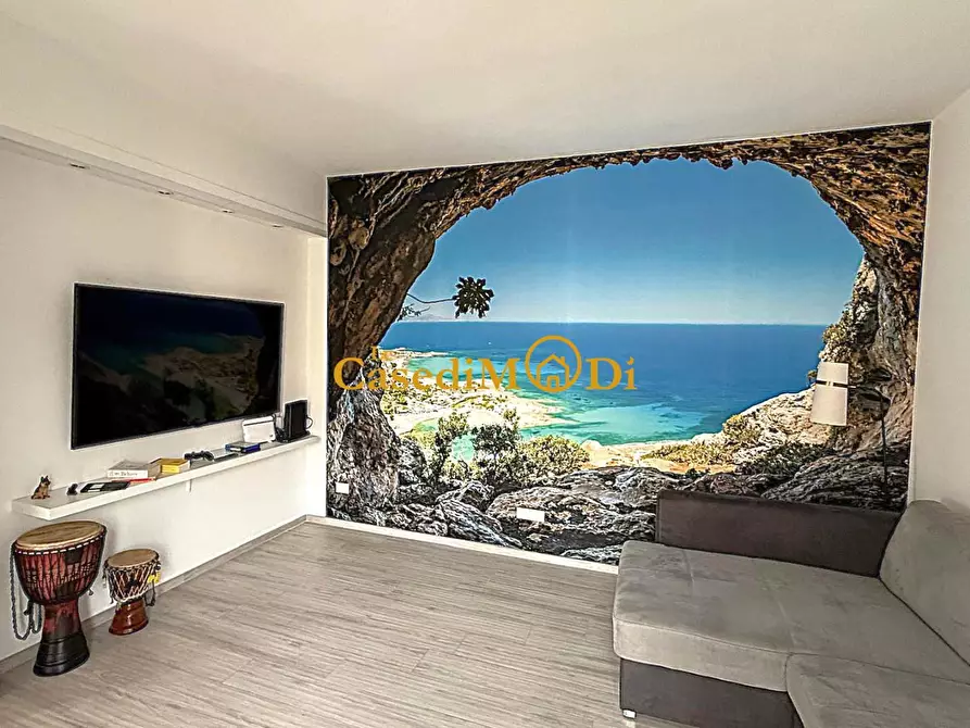 Immagine 5 di Appartamento in vendita  a Livorno