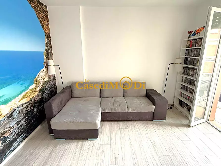 Immagine 6 di Appartamento in vendita  a Livorno