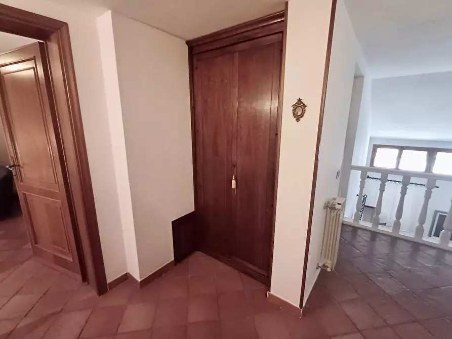 Immagine 34 di Villetta a schiera in vendita  a Calci