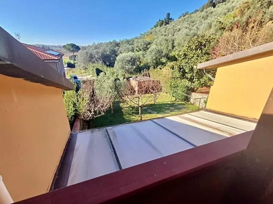 Immagine 28 di Villetta a schiera in vendita  a Calci