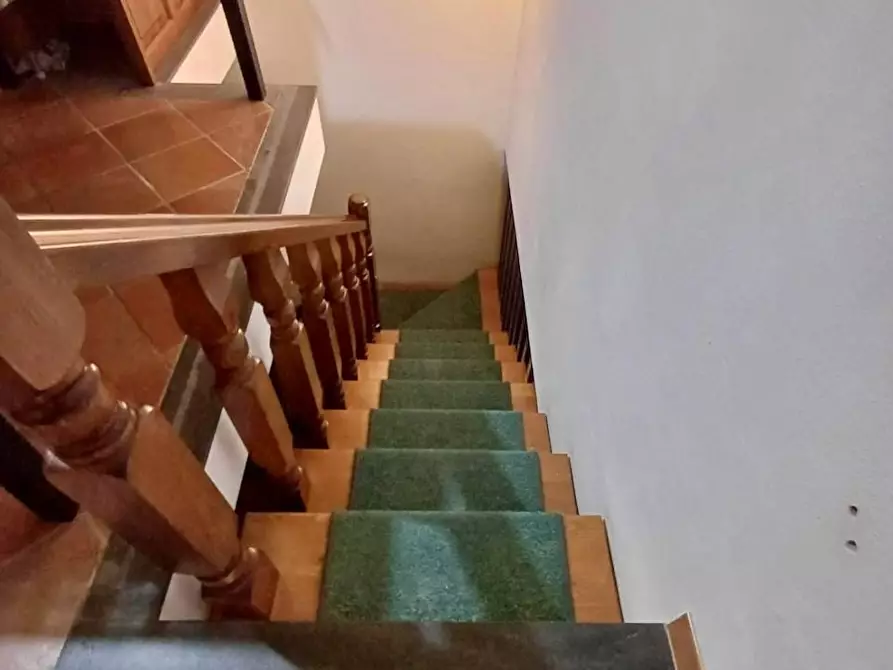 Immagine 10 di Villetta a schiera in vendita  a Calci