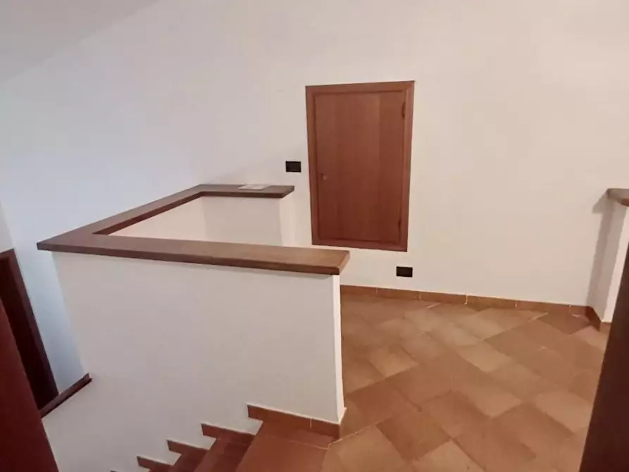 Immagine 22 di Villetta a schiera in vendita  a Calci