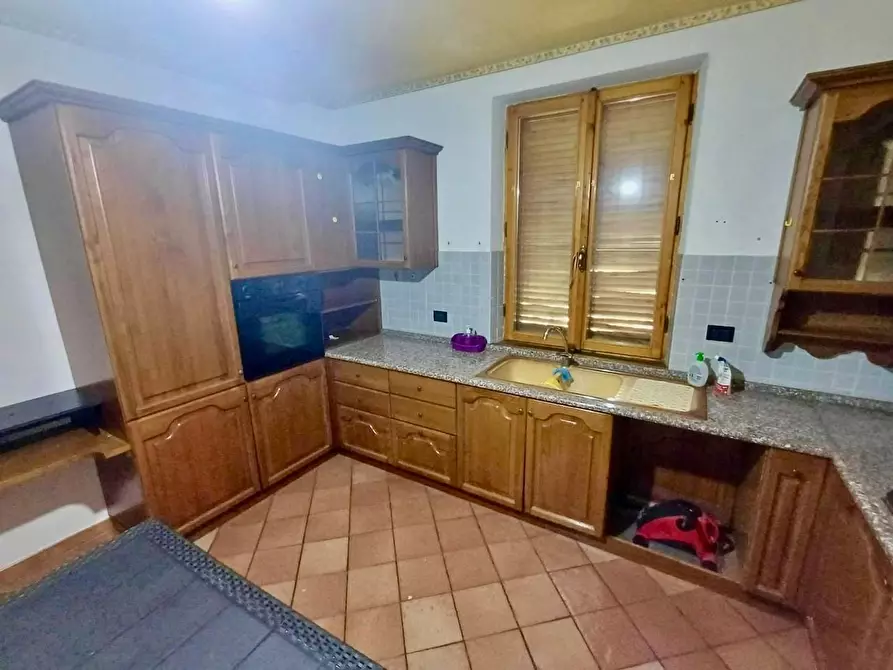 Immagine 12 di Villetta a schiera in vendita  a Calci