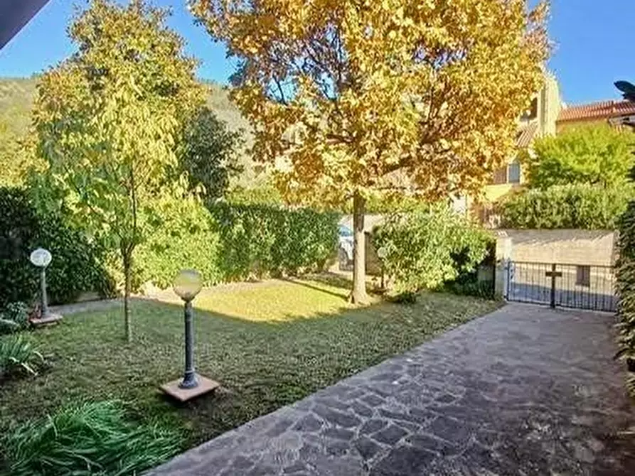 Immagine 3 di Villetta a schiera in vendita  a Calci