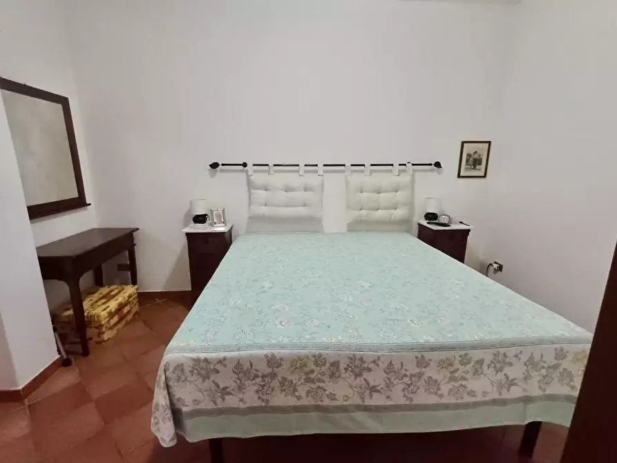 Immagine 39 di Villetta a schiera in vendita  a Calci