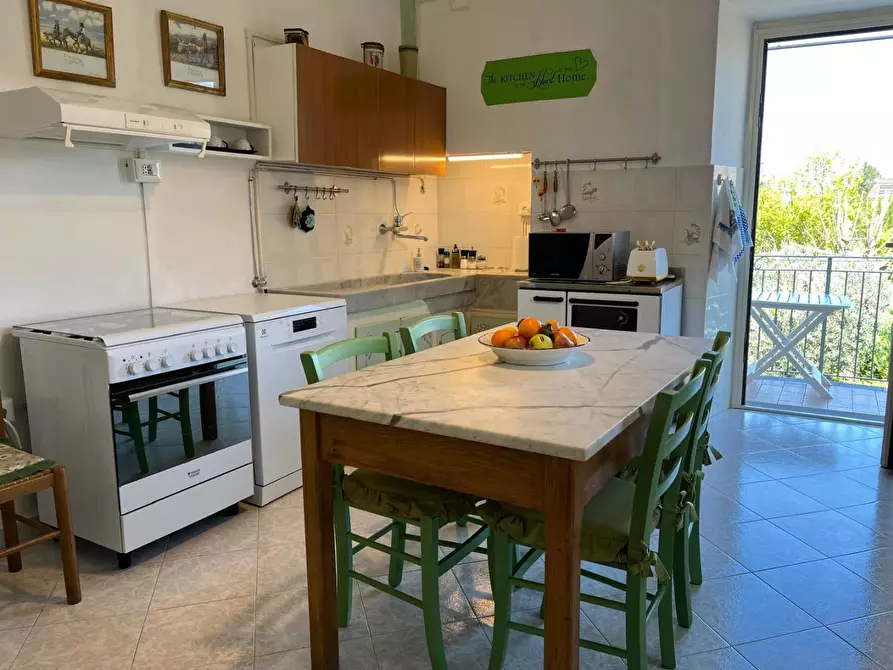 Immagine 26 di Appartamento in affitto  a Villafranca In Lunigiana