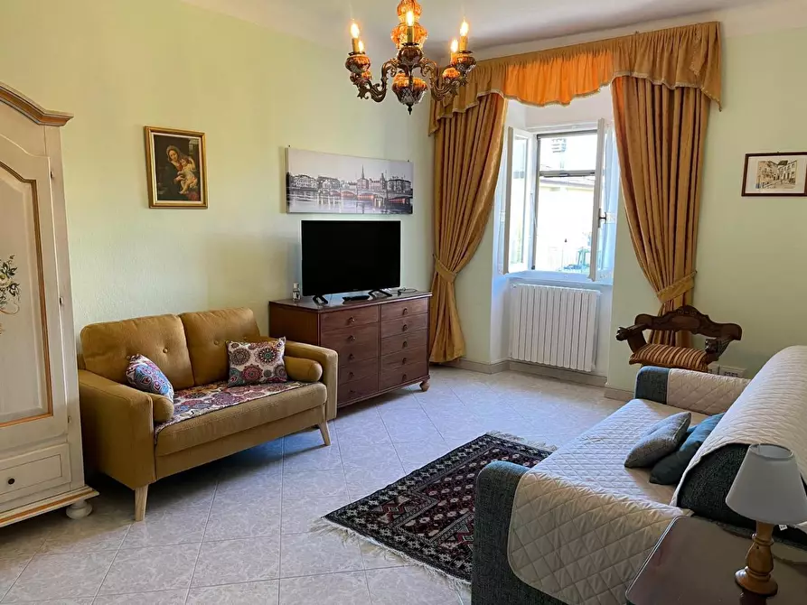 Immagine 17 di Appartamento in affitto  a Villafranca In Lunigiana