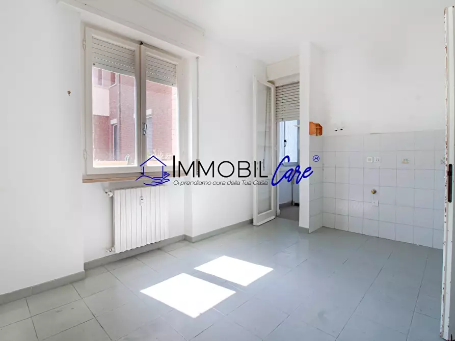 Immagine 5 di Appartamento in vendita  a Livorno