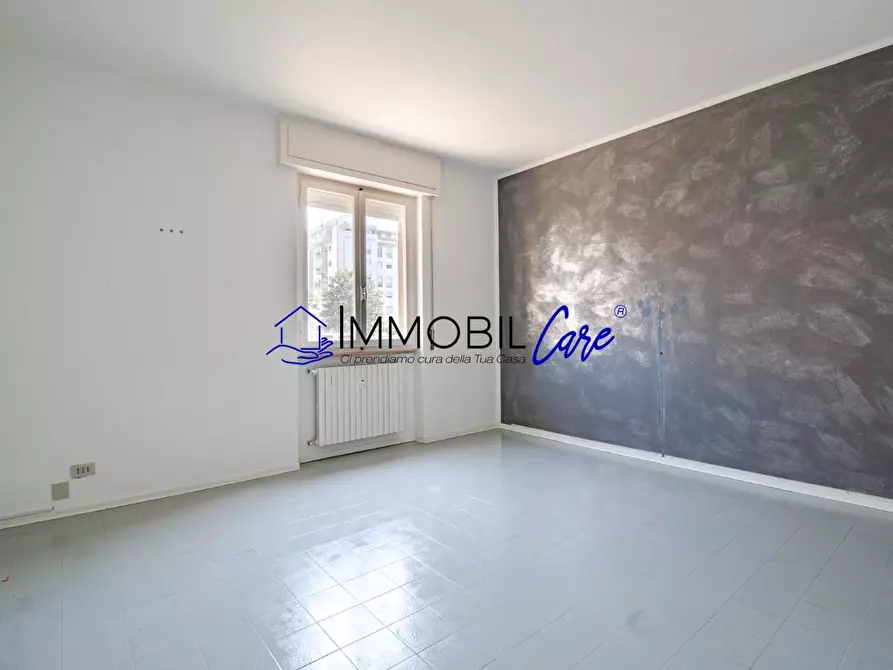 Immagine 1 di Appartamento in vendita  a Livorno