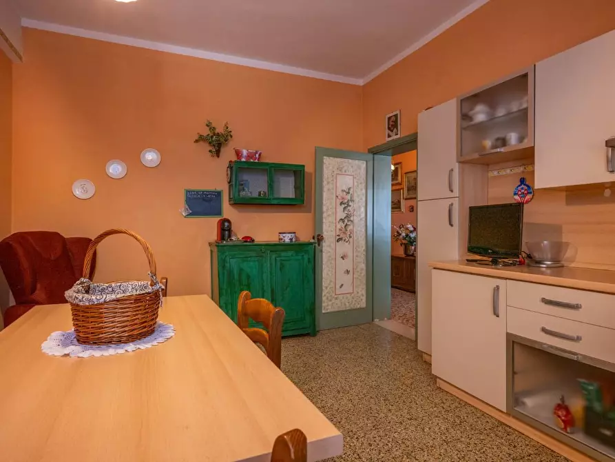 Immagine 10 di Appartamento in vendita  a Bientina