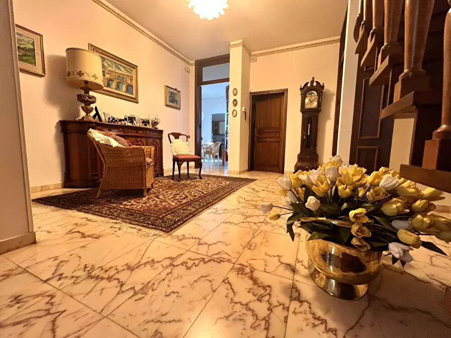 Immagine 36 di Villa in vendita  a Montelupo Fiorentino