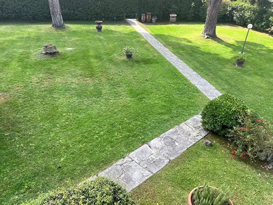 Immagine 2 di Villa in vendita  a Montelupo Fiorentino